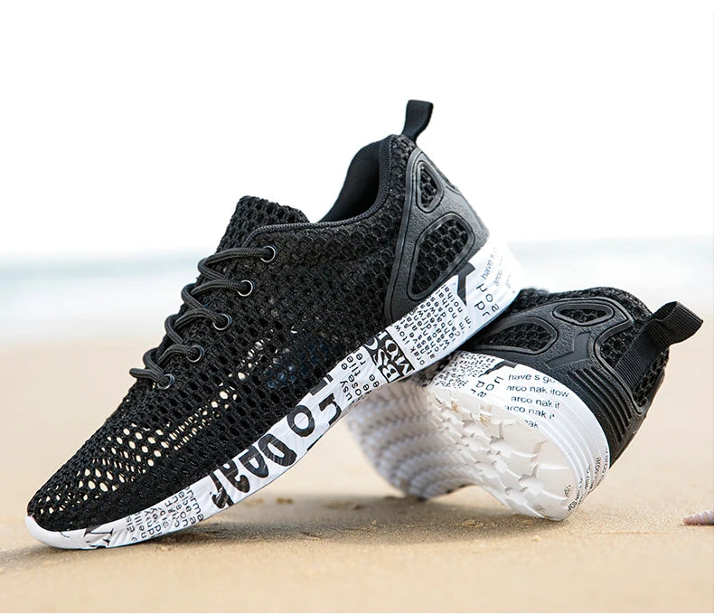 Summer Lightweight Flat Sports Shoes for Men's Outdoor New Style Mesh Casual Men's Shoes Breathable Upstream Shoes Large Size