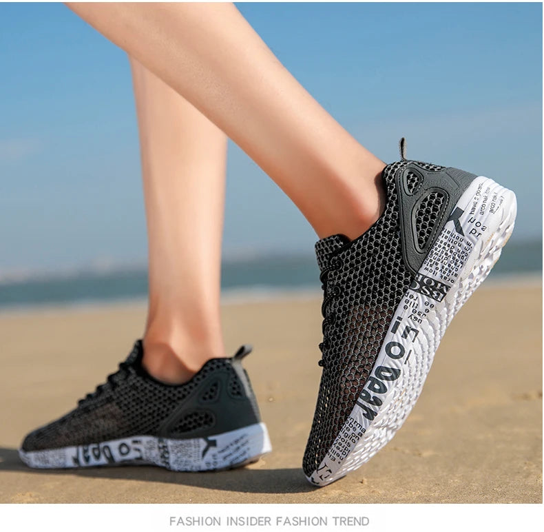Summer Lightweight Flat Sports Shoes for Men's Outdoor New Style Mesh Casual Men's Shoes Breathable Upstream Shoes Large Size