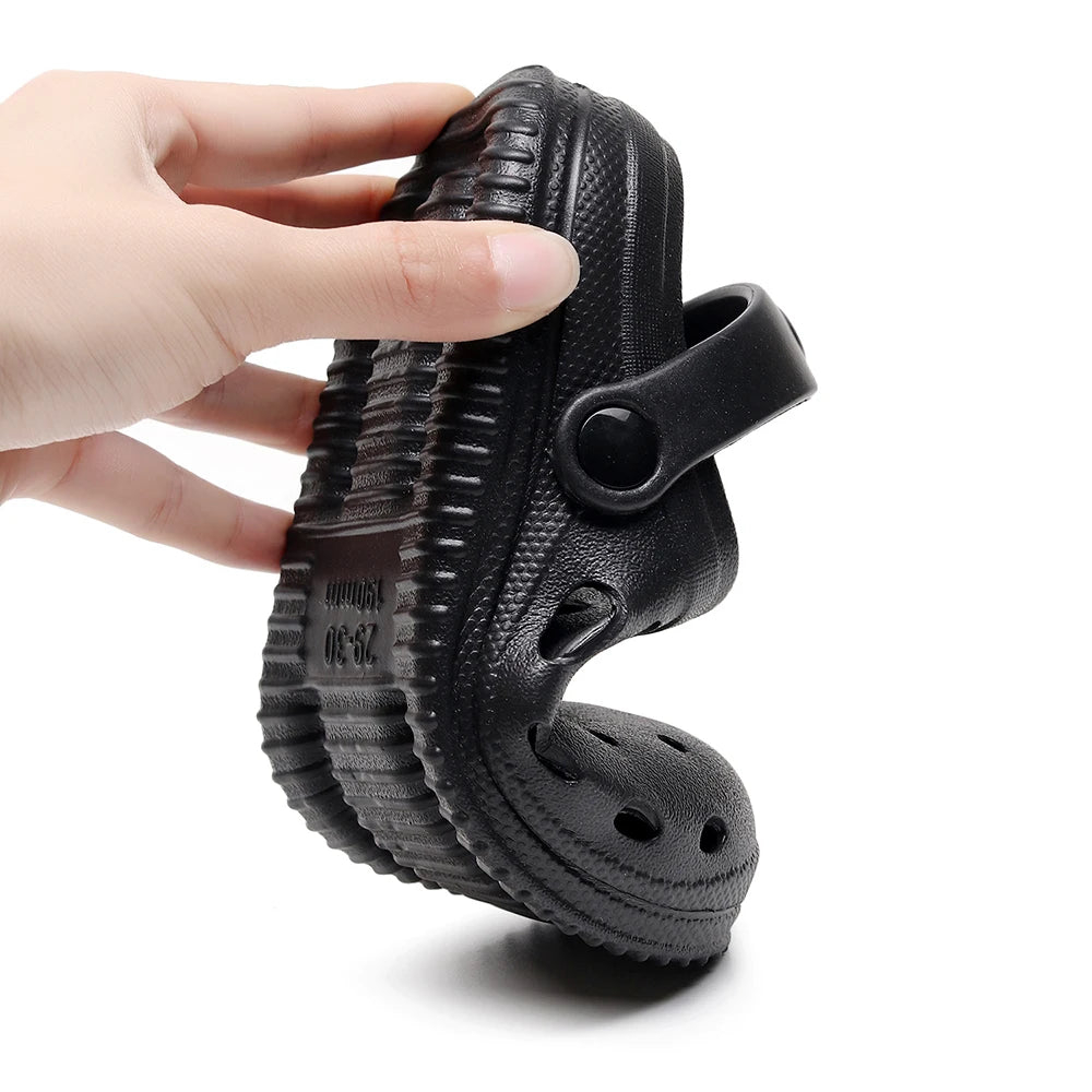 Kids Sandals Hole Shoes Children's Garden Shoes Slippers Soft Non-Slips Simple DIY Design Hole Baby Shoes Sandy Beach Boys Girls