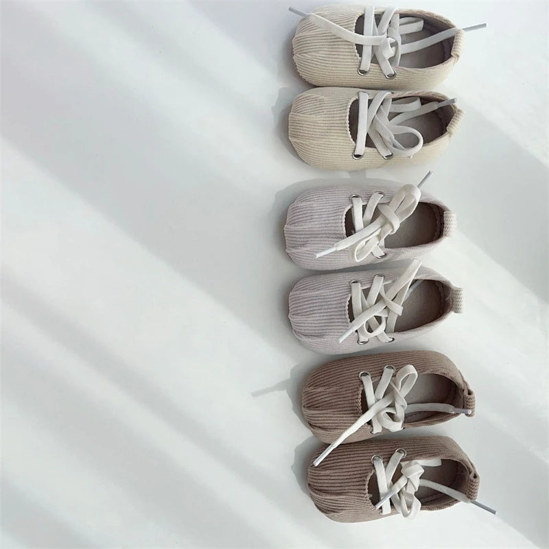 Newborn Shoes Retro Style Baby Girls Walking Shoes Spring Autumn Child Soft Soled Anti Slip Toddler Infant Kids Princess Shoes