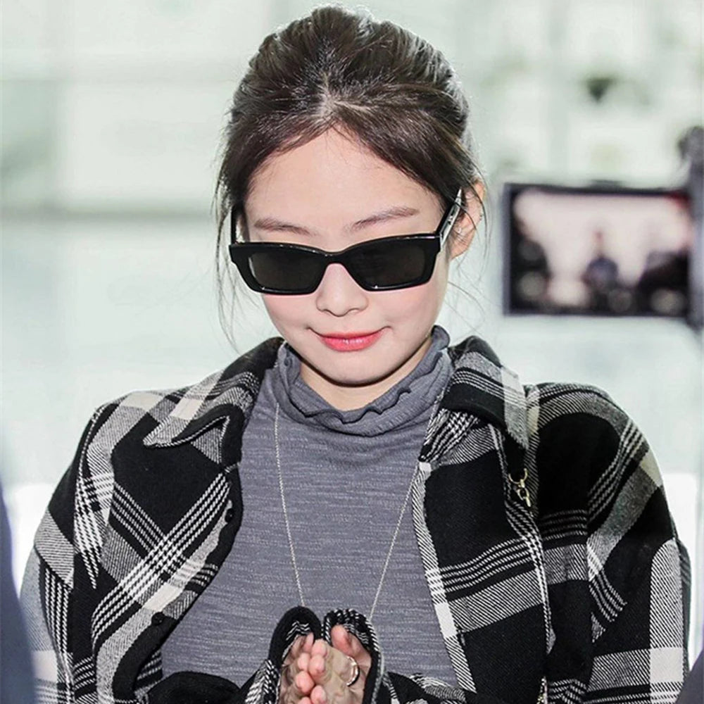 Fashion Vintage Rectangle Punk Sunglasses Women Men Personalized Retro Sun Glasses Trendy Eyewear UV400 Shades Eyeglasses