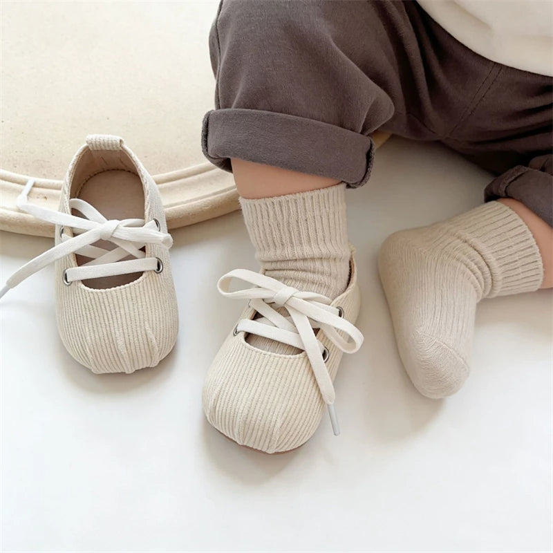Newborn Shoes Retro Style Baby Girls Walking Shoes Spring Autumn Child Soft Soled Anti Slip Toddler Infant Kids Princess Shoes
