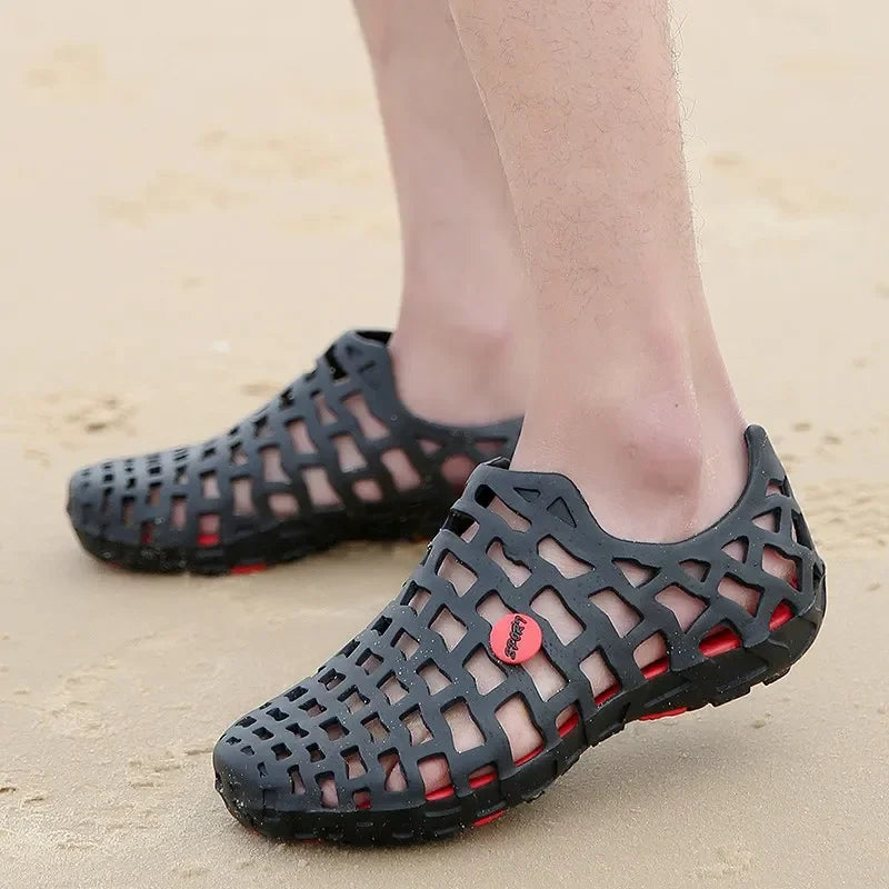 Summer Men Water Shoes Breathable Beach Sandals Upstream Water Shoes Women's Quick-drying Hollow Slippers Aqua Shoes