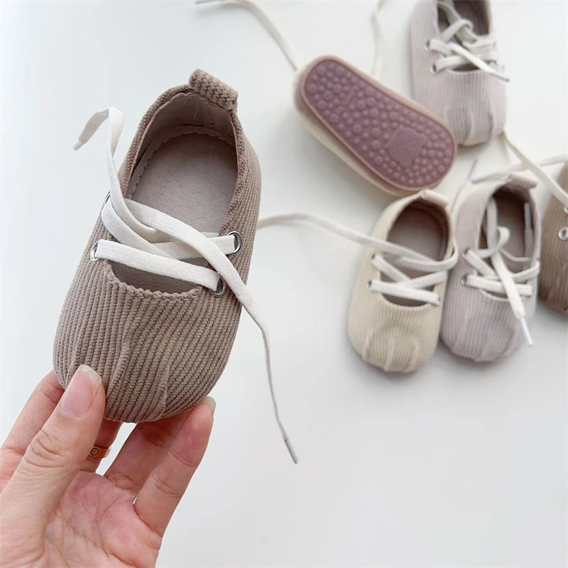 Newborn Shoes Retro Style Baby Girls Walking Shoes Spring Autumn Child Soft Soled Anti Slip Toddler Infant Kids Princess Shoes