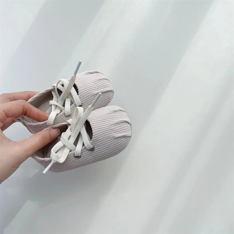 Newborn Shoes Retro Style Baby Girls Walking Shoes Spring Autumn Child Soft Soled Anti Slip Toddler Infant Kids Princess Shoes