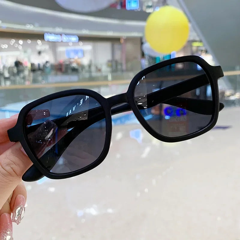 New Kids Sunglasses Square Children Sunglasses Boy Girl Stylish Goggles Baby Student Eyeglasses Party Eyewear UV400 Gafas De Sol