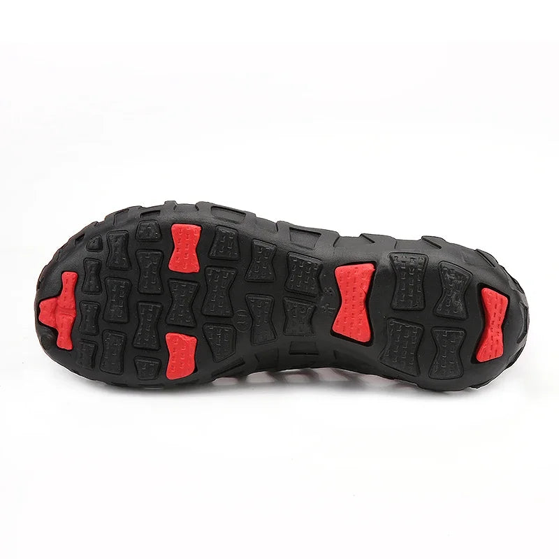 Summer Men Water Shoes Breathable Beach Sandals Upstream Water Shoes Women's Quick-drying Hollow Slippers Aqua Shoes