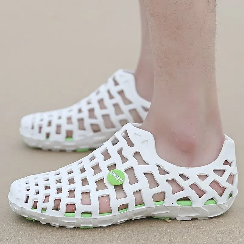 Summer Men Water Shoes Breathable Beach Sandals Upstream Water Shoes Women's Quick-drying Hollow Slippers Aqua Shoes