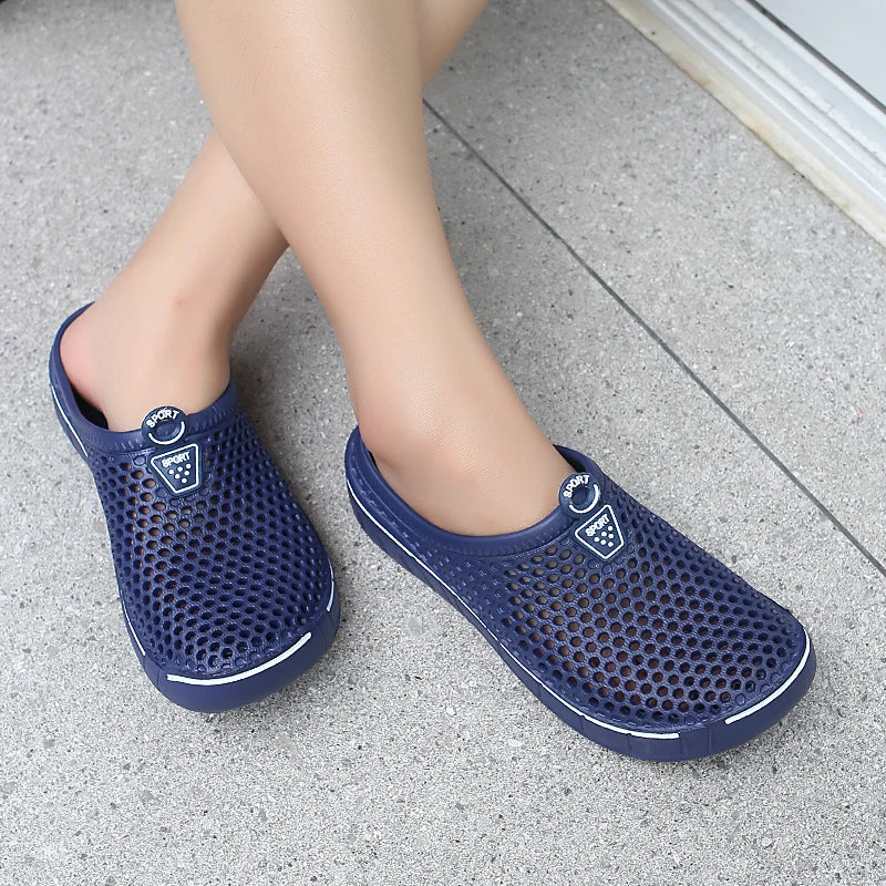 Men Sandals Summer Comfortable Outdoor Beach Shoes Men Slip on Garden Clogs Casual Water Shower Slippers Unisex Shoes