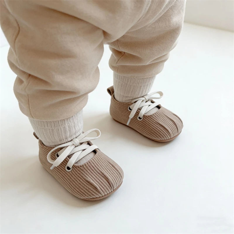 Newborn Shoes Retro Style Baby Girls Walking Shoes Spring Autumn Child Soft Soled Anti Slip Toddler Infant Kids Princess Shoes