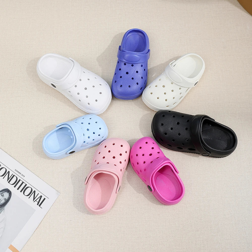 Kids Sandals Hole Shoes Children's Garden Shoes Slippers Soft Non-Slips Simple DIY Design Hole Baby Shoes Sandy Beach Boys Girls