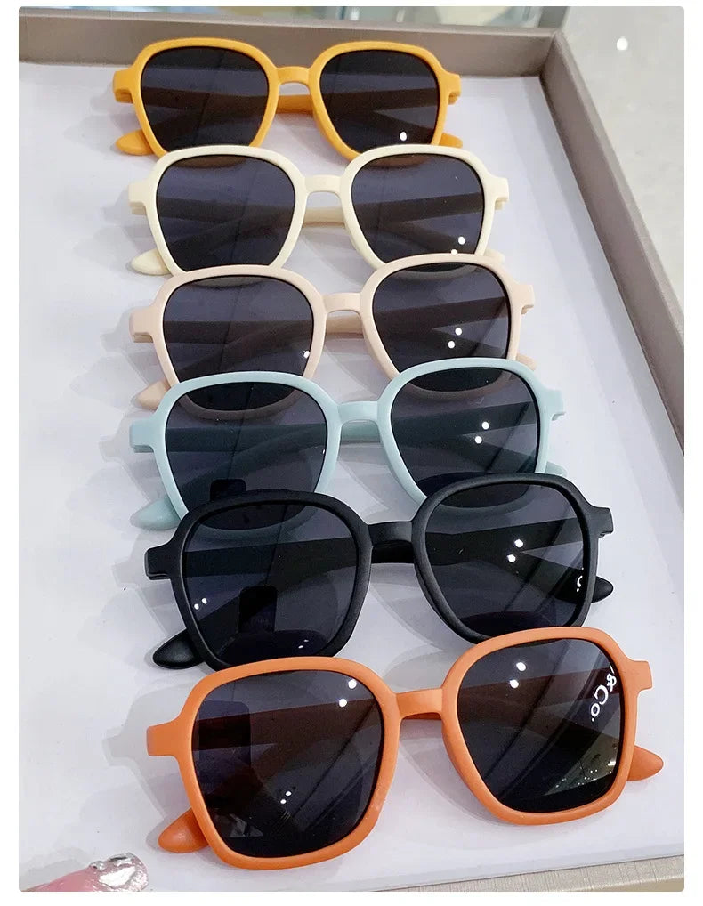 New Kids Sunglasses Square Children Sunglasses Boy Girl Stylish Goggles Baby Student Eyeglasses Party Eyewear UV400 Gafas De Sol